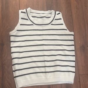 Women’s Black and White Striped Sleeveless Sweater Vest Size Small